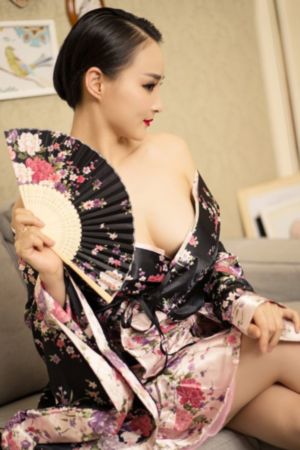 色综合亚洲一区二区小说_HD在线观看电视
