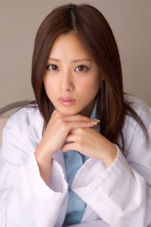 欧美明星冬天街拍图片_HD免费播放